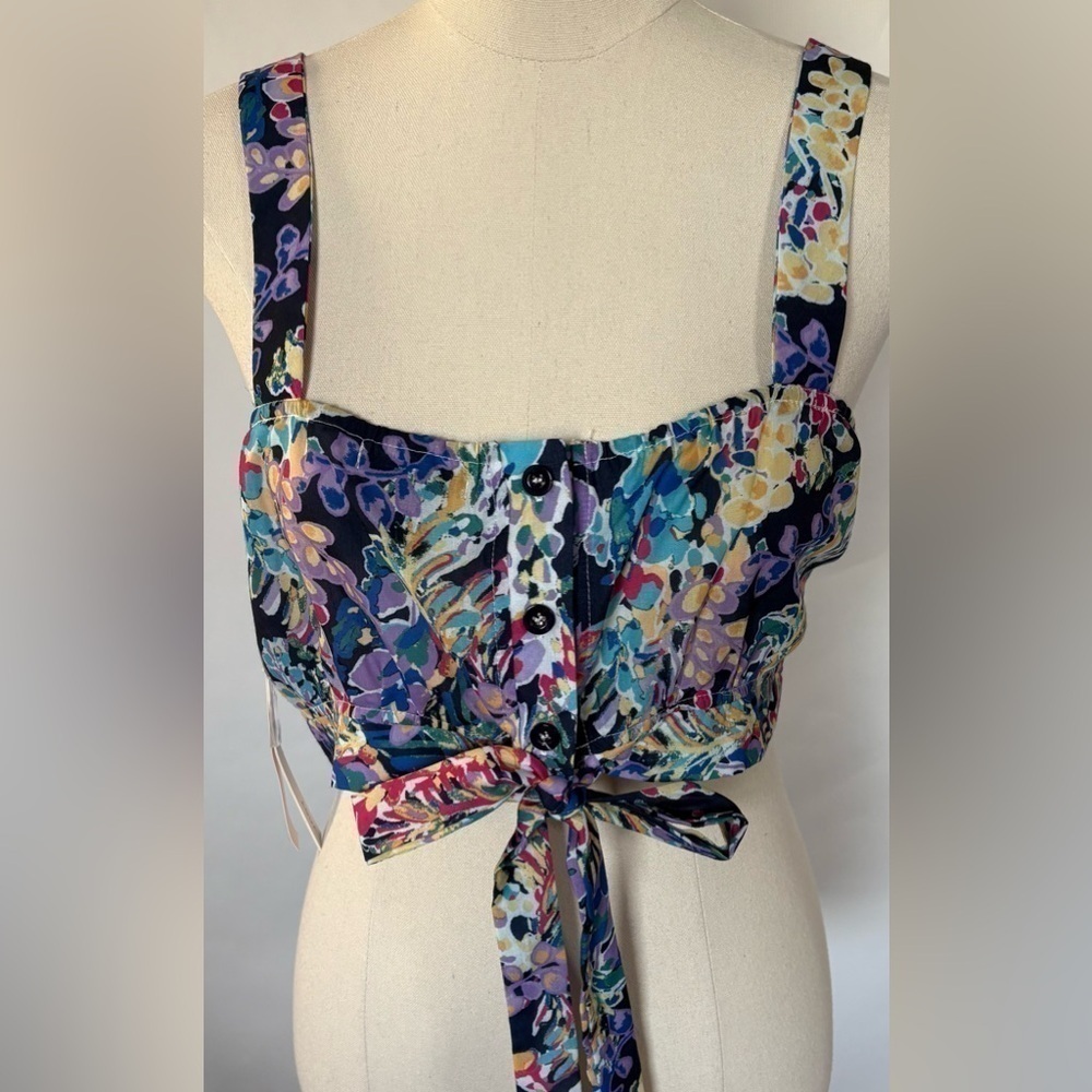 NEW w/Tags AQUA button up tie front cropped floral tank top Women's Size Large